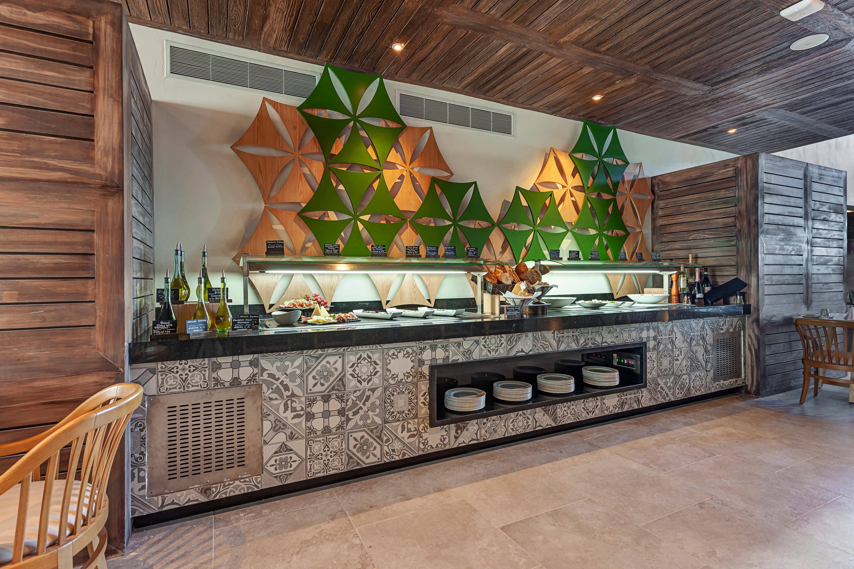 Royalton Chic Cancun, An Autograph Collection All-Inclusive Resort - Adults Only ภายนอก รูปภาพ The buffet at the hotel